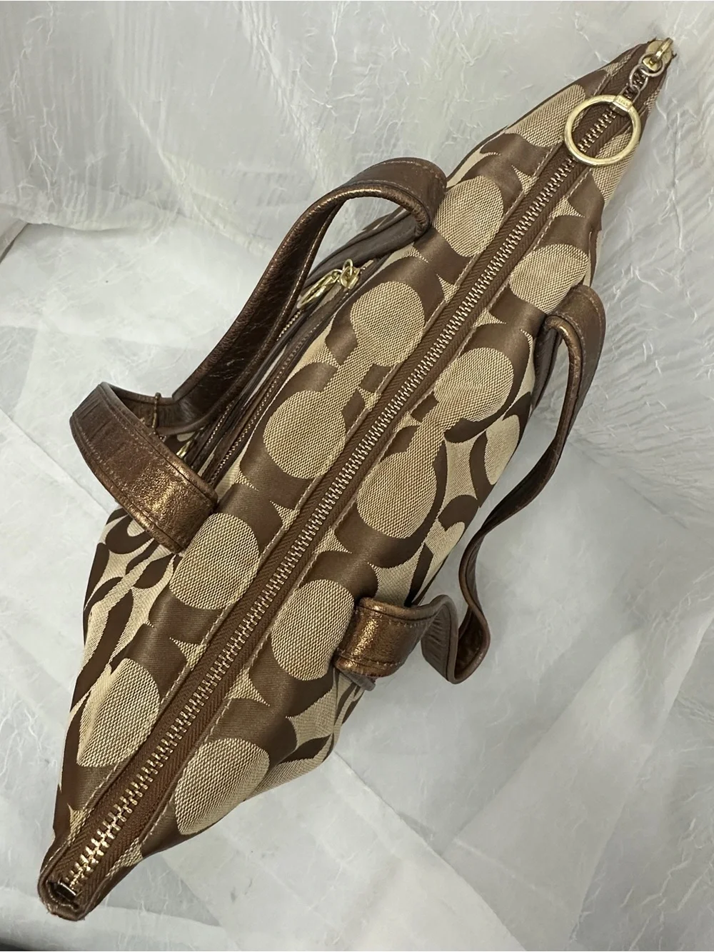 Coach tote bronze